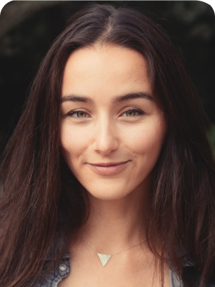 Elisa Azoum, French language teacher on Teacher AI.